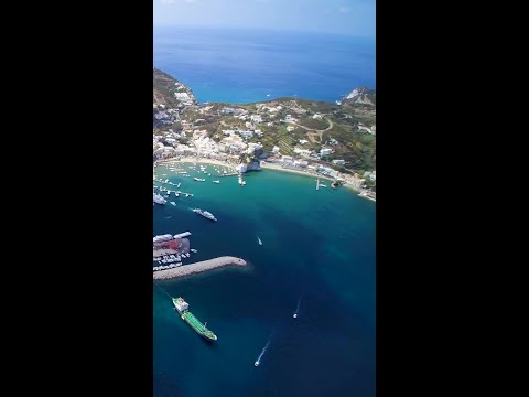 Il porto di Ponza dall'alto: guardalo con l'audio