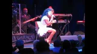 Chanté Moore As If We Never Met (Live)