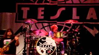 Tesla Burnout to fade VIP Soundcheck 8-23-14 Chicago House of Blues