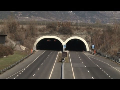 Accident de bus: les premiers témoins racontent le drame