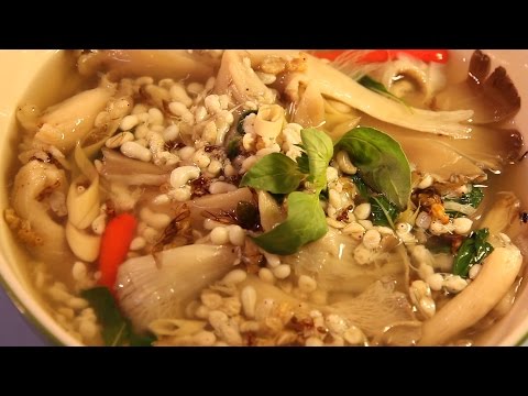 Ant Egg and Mushroom Soup: Thai Food Recipe. Cooking & Eating Insects & Bugs in Thailand
