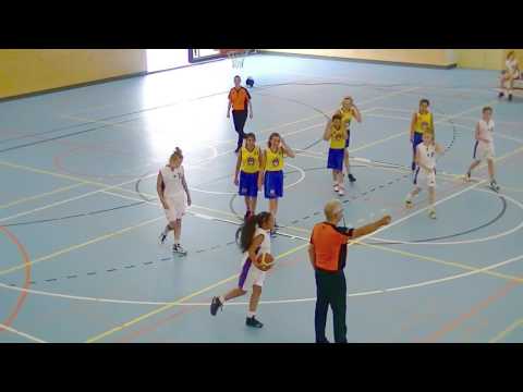 Basketball NJK VU12-1 Celeritas Donar Groningen - Dozy Dames BV Den Helder 10-06-17