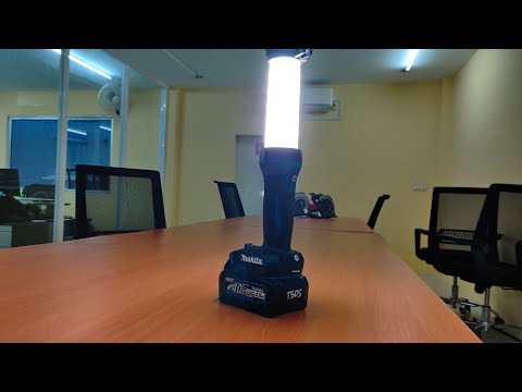 Makita XGT® Akumuliatorinis LED žibintas ML002G XGT® • 40Vmax • 130-710 lm • 340-1900 lx video