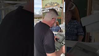 This theme park worker is hilarious 😂 @Richardgroff82