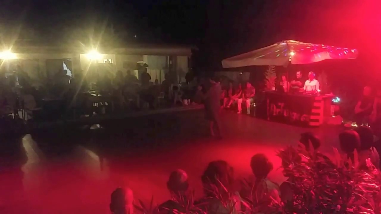 Marco Nodari y Giulia Bosio "Yo" @Capannina Beach Pacengo 1/4 22-7-2018