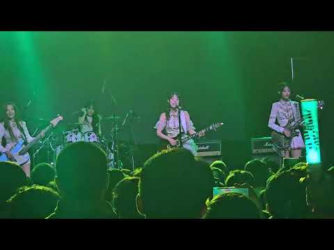 251112 QWER (최애의 아이들) Free-Dumb | ROCKNATION | Houston