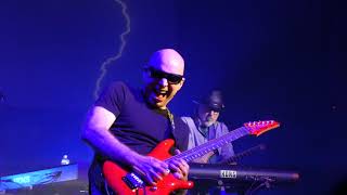 Joe Satriani - Thunder High On The Mountain - G3 2018