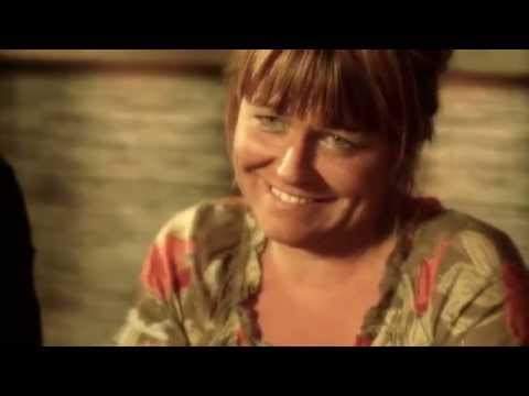 Musikvideon: Mattiaz- Skandalen ”OH OH” censurerad.
Produktion av Markus Neonberger.
Jag sminkade alla i videon och jag är även statist i videon