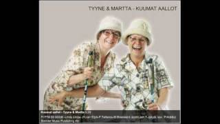 Tyyne &amp; Martta - Kuumat aallot [HQ sound] (lyrics)