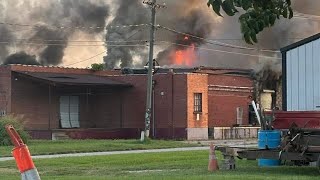 Crews battle warehouse fire in north Springfield