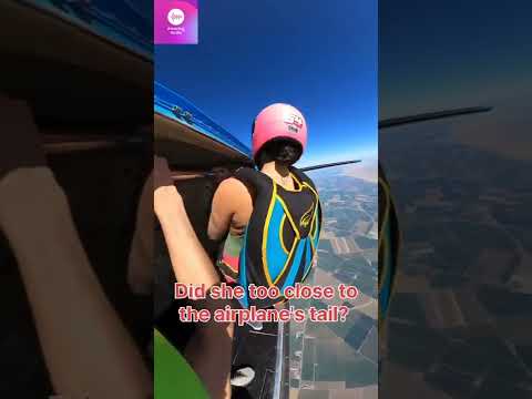 Almost get hit 😱 Skydiving #skydiving #shorts #airplane