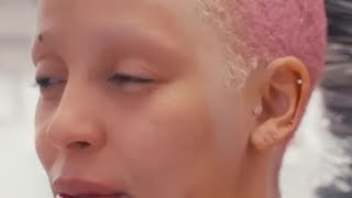 Doja Cat a un conseil pour vous ! #dojacat #schiaparelli #voguefrance #pfw #shorts #cristaux