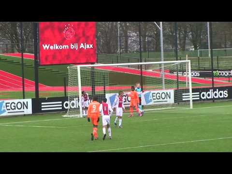 Damian Stiemer, 10 jaar, wedstrijd Ajax E1 - Abcoude D1, d.d. 02-03-2013