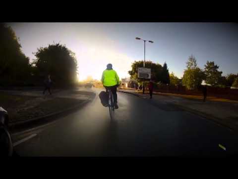 Urban Cycling Guide - Roundabouts 1