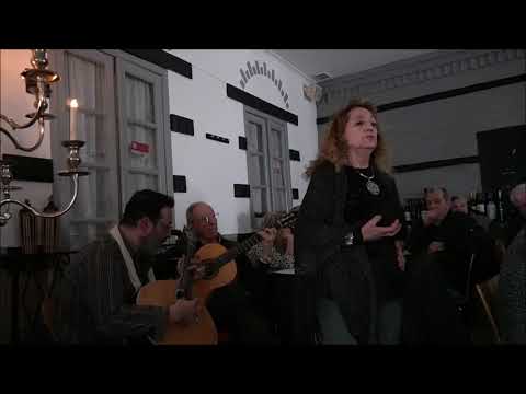 ODETE CARMO "Avé Maria Fadista" - Tarde de Fados no Restaurante "Olha que dois"