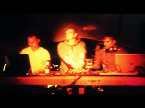 Komet Bernhard & Goa Gabriel tanzen auf dem GOAfloor @ FUSION 2010