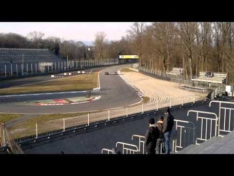 Ferrari 458 powerslide in prima variante @ Monza - Speed Day 10-02-2013