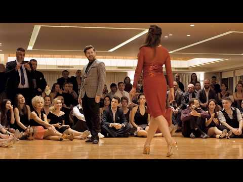 Vanessa Gauch and Esref Tekinalp – Se dice de mí (Betty la Fea)