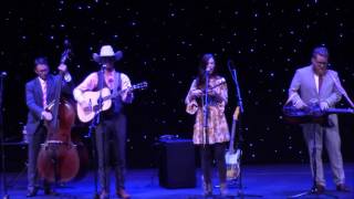 FLATT LONESOME @ Silver Dollar City "If you're gonna do me wrong(do it right)"