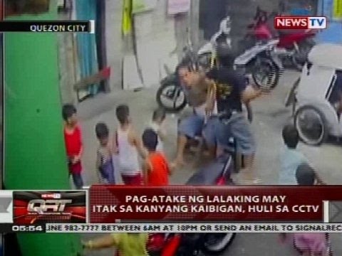 QRT: Pag-atake ng lalaking may itak sa kanyang kaibigan, huli sa CCTV