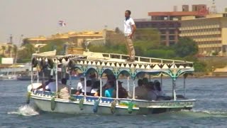 preview picture of video 'Путешествие по реке Нил  Египет-3 A journey on the Nile Egypt-3 رحلة على نهر النيل. مصر-3'