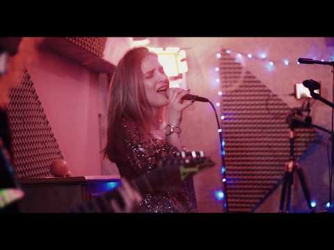 Showtime Band - Sweet Child O' Mine (cover)