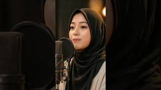 Download lagu Qomarun Viral 🌙✨ Sholawat Merdu oleh Cewek Cantik | Bikin Hati Tenang mp3