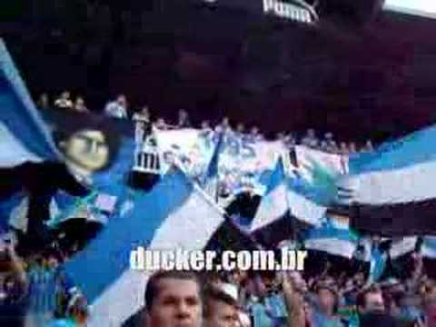 "Com Nossos Trapos" Barra: Geral do Grêmio &bull; Club: Grêmio
