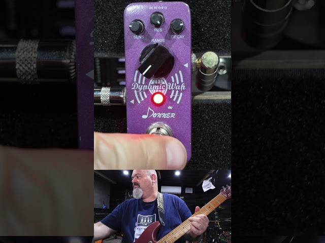 Vídeo relacionado con Donner Mini Auto Wah Pedal dinámico Wah Pedal de efectos de guitarra