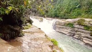 preview picture of video 'Nafakhum waterfall ( নাফাখুম জলপ্রপাত)  Beautiful place in Bangladesh. Tanchi, Bandorbon.'