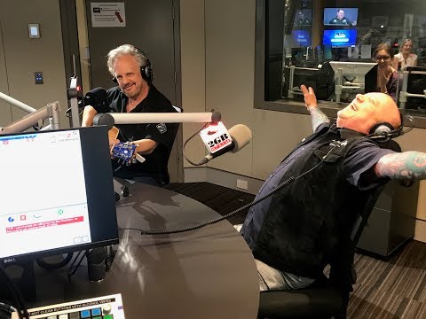 Rose Tattoo - Angry Anderson performs live with AC/DC's Mark Evans