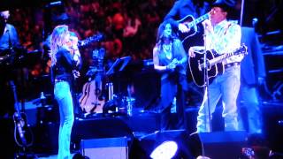 George Strait &amp; Faith Hill sing &quot;Let&#39;s fall to pieces together&quot;