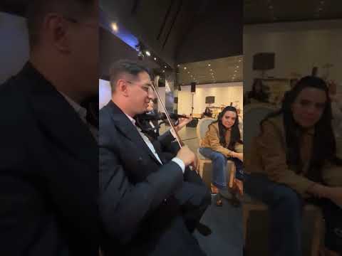 Momir Jovanovic 🎻🤴