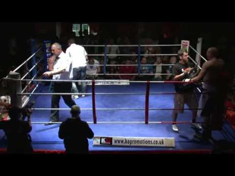 Steve Pettitt vs Tom Grenn