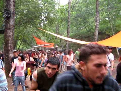 virus-myrah @  freespirit