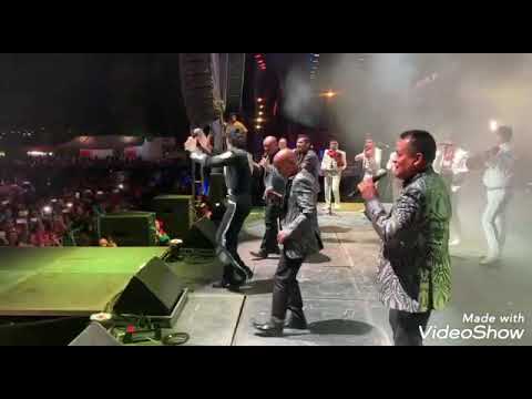 PEDRO FERNÁNDEZ Y SUPER LAMAS.. EN VIVO CANTANDO LA PELUSA