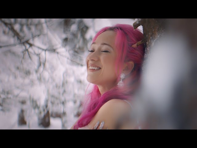 Tri Orisky von Tereza Maskova ((jetzt ansehen))