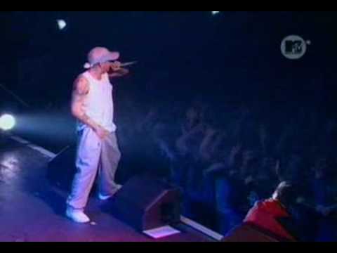 Eminem - The way i am (feat. Marilyn Manson) (live in Barcelona)