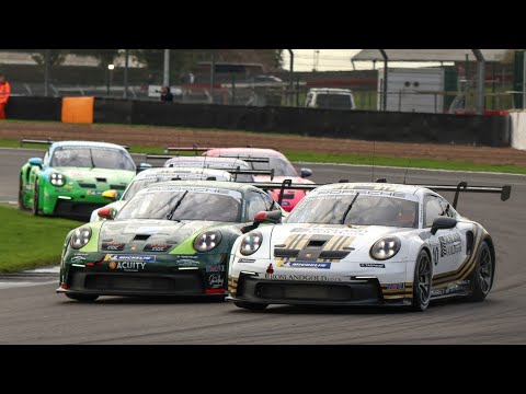 Porsche Carrera Cup GB | Silverstone National Circuit | Highlights von Rennen 1
