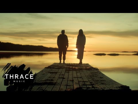 MONOIR feat. Ameline - Midnight in Norway