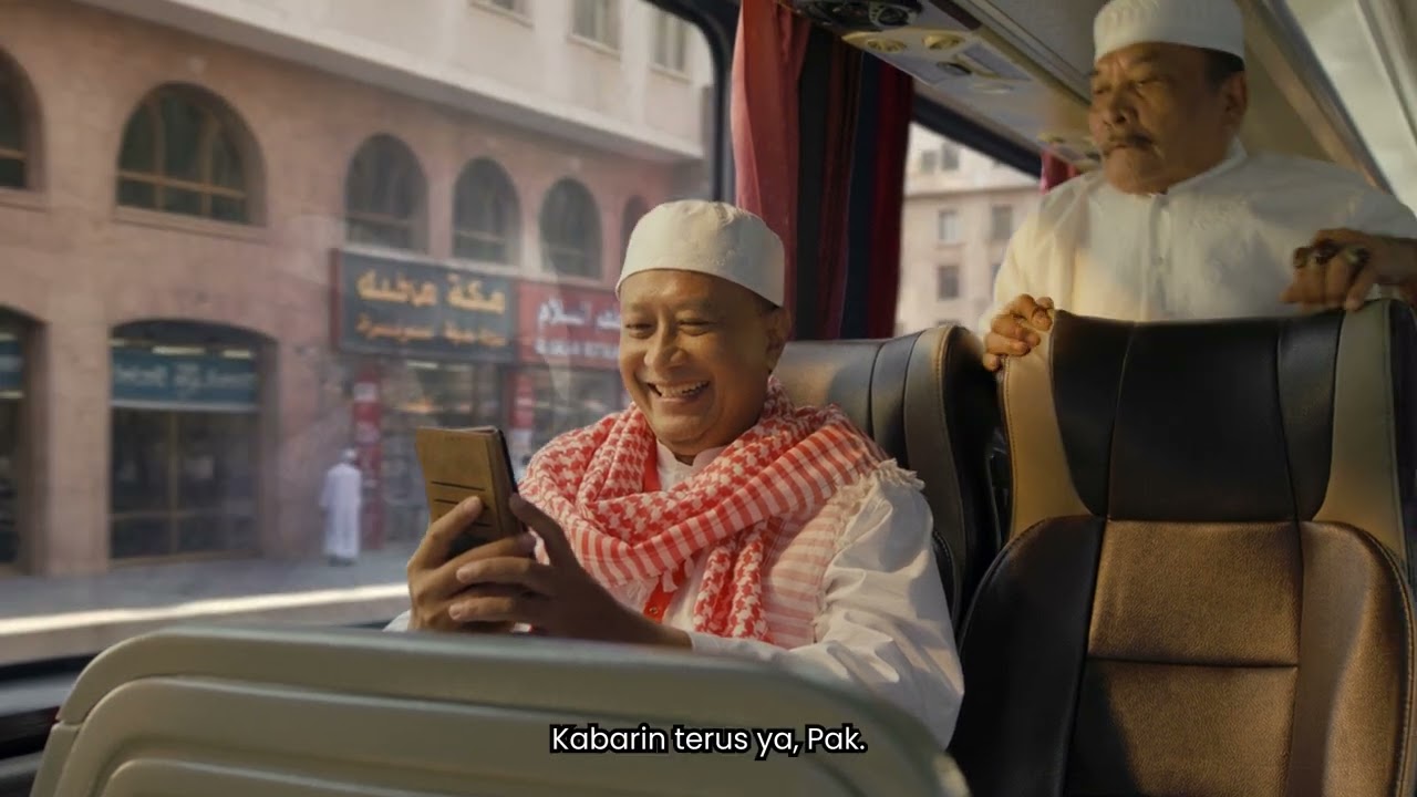 Tetap Terhubung dengan Keluarga di Tanah Suci dengan Telkomsel RoaMAX Haji.