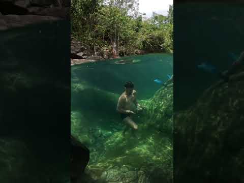 Poço Encantado em Lavrinhas, São Paulo - Brasil 🇧🇷