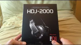 Video thumbnail for Genuine Pioneer HDJ-2000 headphones Unboxing by Hi-Fi Insider