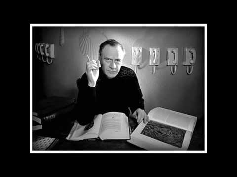 Students get processed by Marshall McLuhan - Deconditioning Lecture [1969]