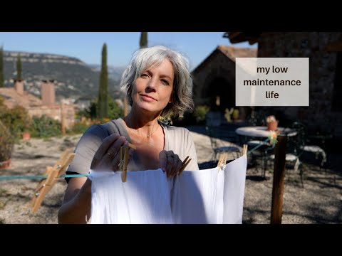 A Low Maintenance Life ~ The Art of Simple Living