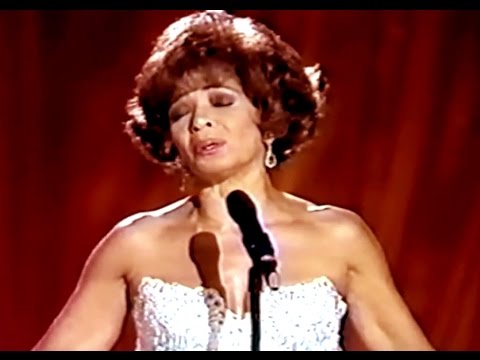 Shirley Bassey - CRAZY (A Willie Nelson Song)  (1995 Recording)