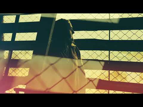 Robert Cichy gra polskie lata 70. (cover: Romuald & Roman "Bobas")