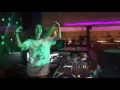 download lagu mp3 mp4 Story Wa Dj Lagu Dayak, download lagu Story Wa Dj Lagu Dayak gratis, unduh video klip Story Wa Dj Lagu Dayak