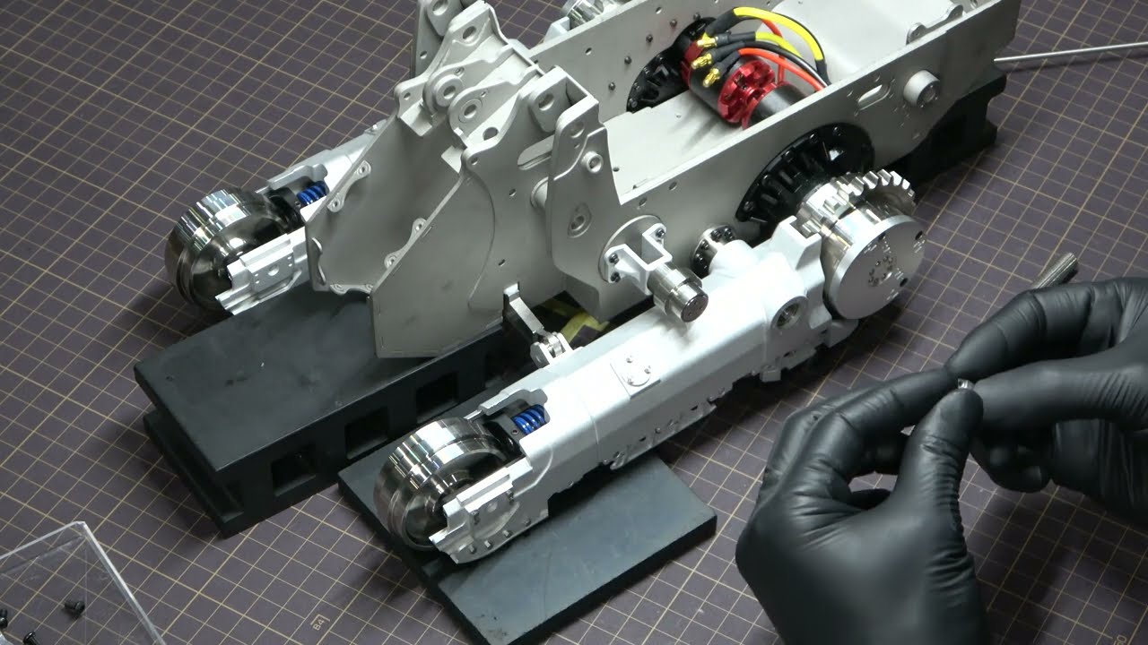 LESUmodel 1/14 Aoue LR636 RC 油圧ローダー Vol.1