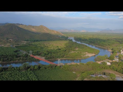 Puente peatonal Pabur Viejo - La Bocana, en la provincia de Morropón - Piura.